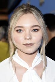 Taylor Hickson as Kayra Bright