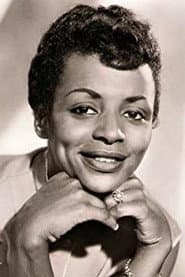 Olive Moorefield as Zaza