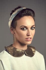 Audrey Pirault as Louise