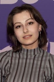 Julia Lalonde as Elizabeth Shoaf