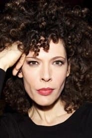 Maru Valdivielso as Olga