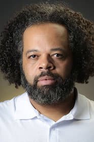 Renato Novaes as Jairo