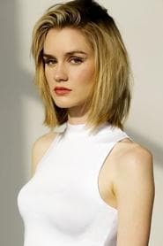 Lexi Johnson as Amanda / Mandie Shaw