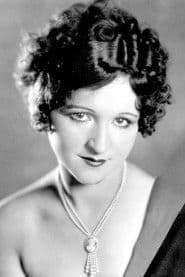 Julia Faye as Susan - Maid #2