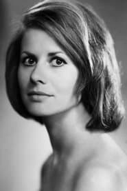 Marie Drahokoupilová as Alžběta