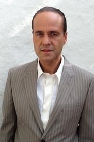 Arie Verveen as Adult Richard