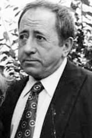 Eduardo Muñoz as Dionisio Errazquin