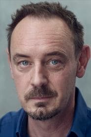 Steven Elder as Oliver Deakin