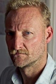 Germán Baudino as Raúl