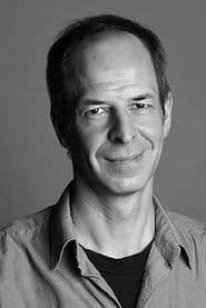 Jean-Yves Roan as Michel