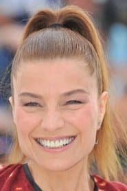 Elli Medeiros as Pauline