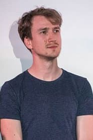 Jan Krauter as Malik