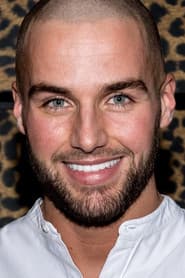 Donny Roelvink as Robin Houtkamp