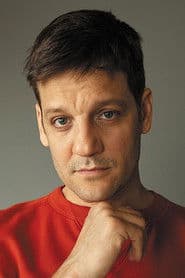 Rodrigo de la Serna as Micky