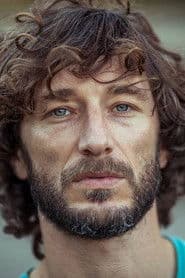 Rafael Soliwoda as Felipe