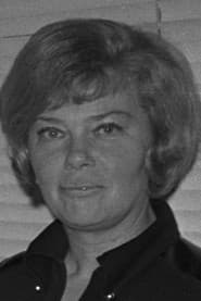 Tonny Huurdeman as Mrs Stapels