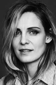 Charlotta Jonsson as Linda Wallander