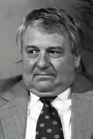 Josef Karlík as Děda