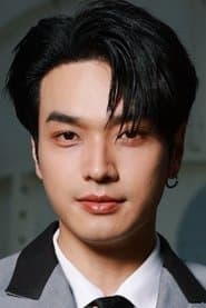 Oabnithi Wiwattanawarang as Phum