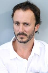Jocelyn Lagarrigue as Gilles - télesurveillance