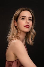 Nina Iordanova as Kris