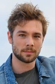 Carlos Cuevas as Carlos