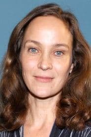 Jeanette Hain as Ilse Reich