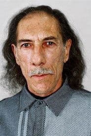 Sergio Cavero Egusquiza as Le patient dans le camion