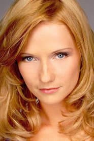 Doreen Jacobi as Sabine