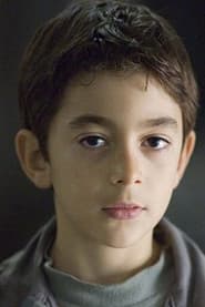 Omar Muñoz as Luis