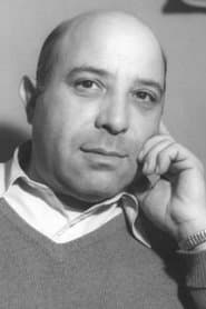 Bobby Barber as Newsboy (uncredited)