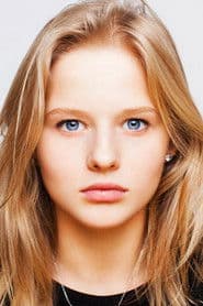 Aleksandra Bortich as Zhenya