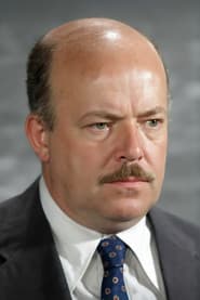 Hüseyin Kutman as Mağaza Sahibi