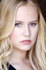 Danika Yarosh as Ashlee Simmons