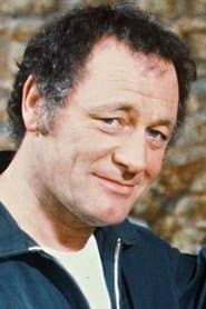 Michel Fortin as Le patron