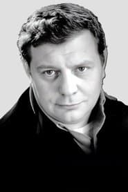 Renzo Palmer as Cardinale Severini