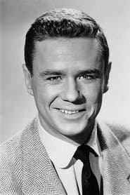 Marshall Thompson as Carruthers