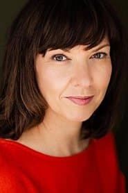 Julie Ménard as Josée