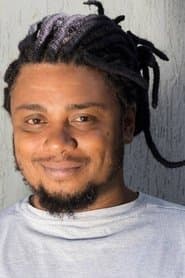 Danilo de Moura as Pirraça