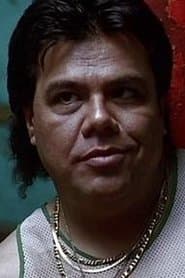 Gerardo Campbell as Mauricio