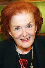 Frédérique Hébrard as The young girl (segment "L'Orgueil")