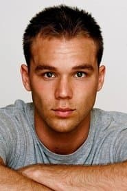 Lincoln Lewis as Kyle