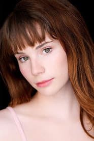 Caroline Mixon as Amber Spear