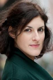 Carine Piazzi as deuxième hôtesse