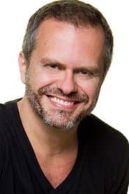 Leonardo Franco as Clóvis