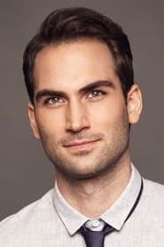 Giles Panton as Dex Richmond