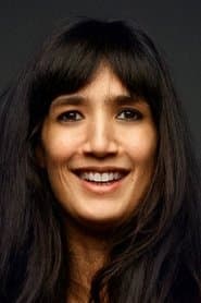 Caroline Guiela Nguyen as Loubna