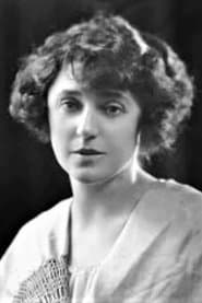 Auriol Lee as Isobel Sedbusk