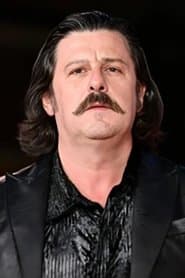 Alberto Astorri as Renato Bonini