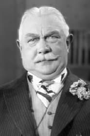 Albert Gran as Duke Travina